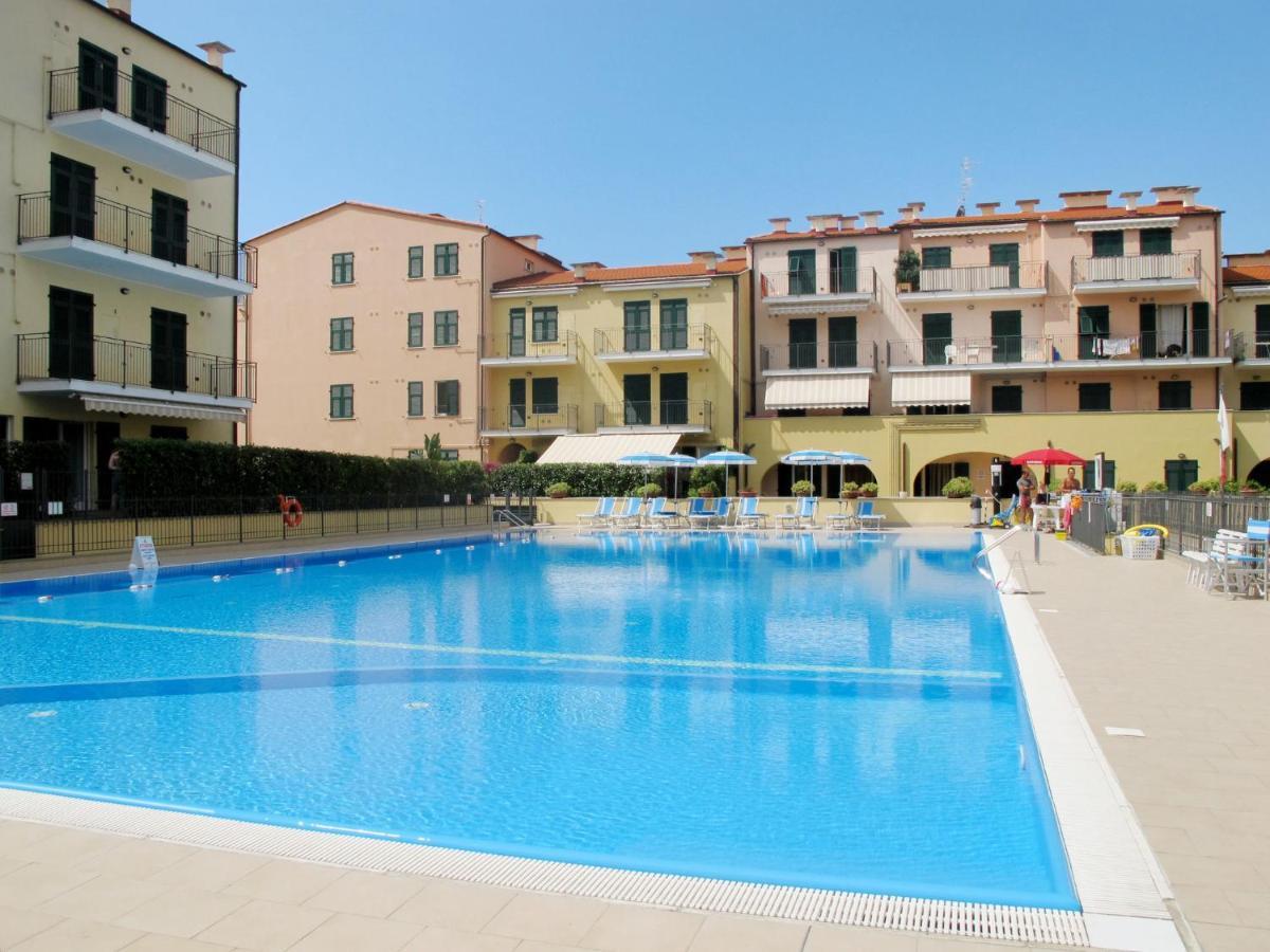 Apartment Cala Azzurra - Imp312 By Interhome Imperia Zewnętrze zdjęcie