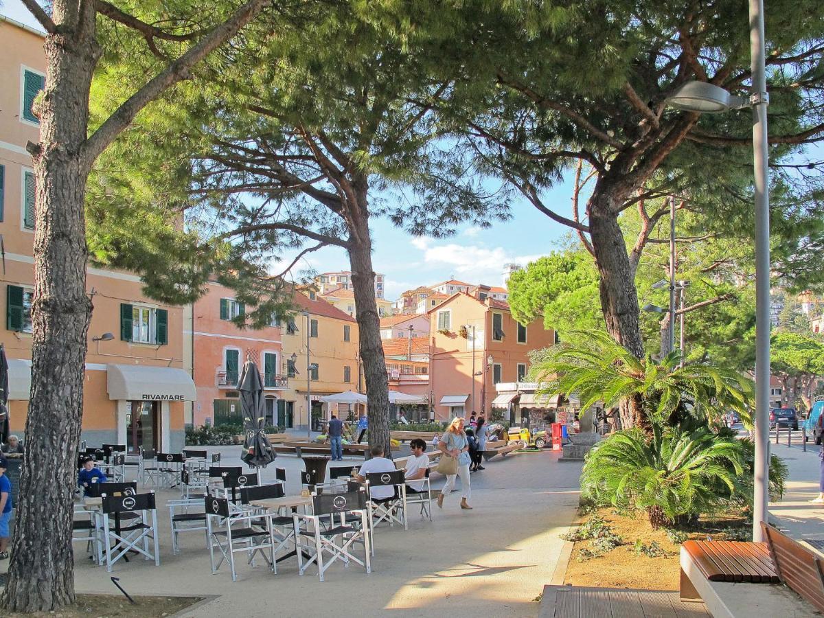 Apartment Cala Azzurra - Imp312 By Interhome Imperia Zewnętrze zdjęcie